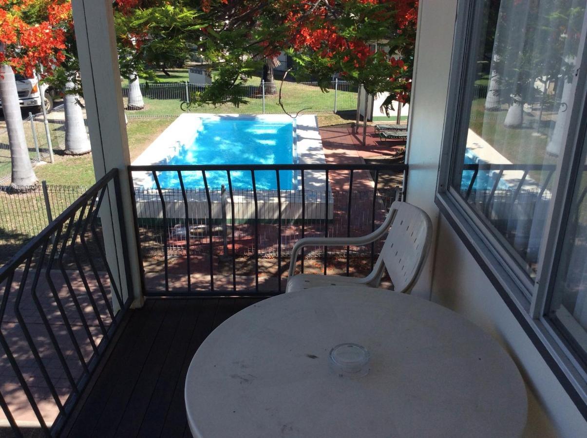 Ocean Breeze Units Apartamento Bowen Quarto foto