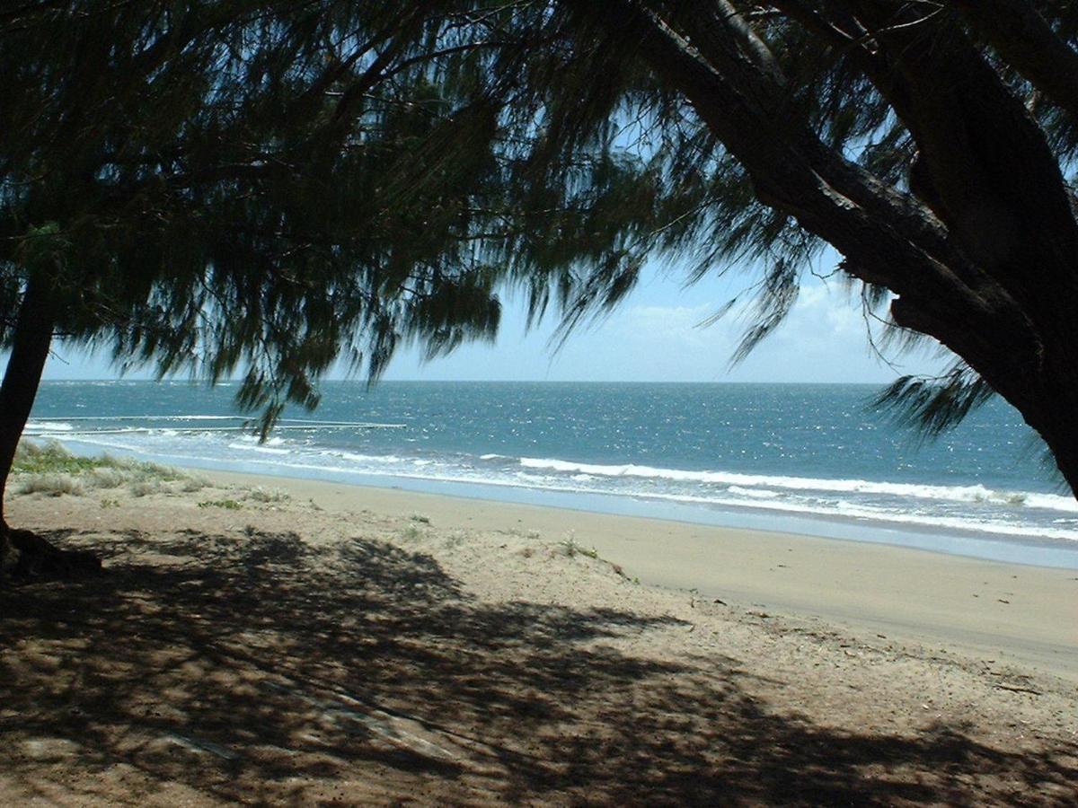 Ocean Breeze Units Apartamento Bowen Exterior foto