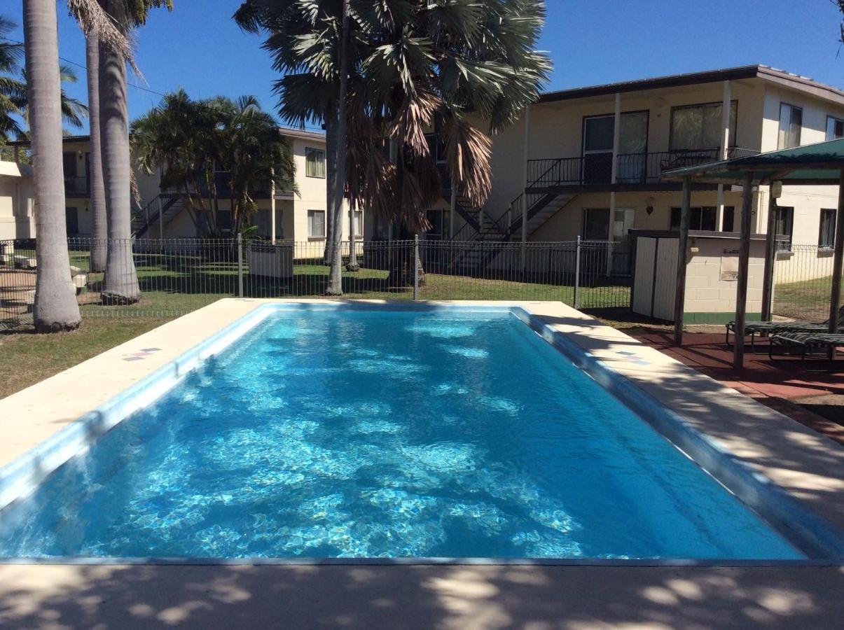 Ocean Breeze Units Apartamento Bowen Exterior foto