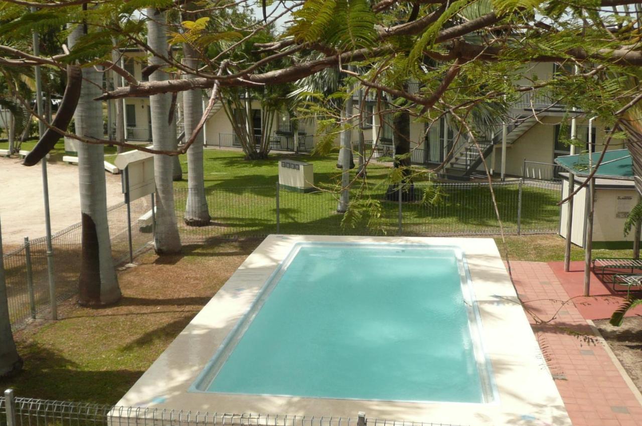 Ocean Breeze Units Apartamento Bowen Exterior foto