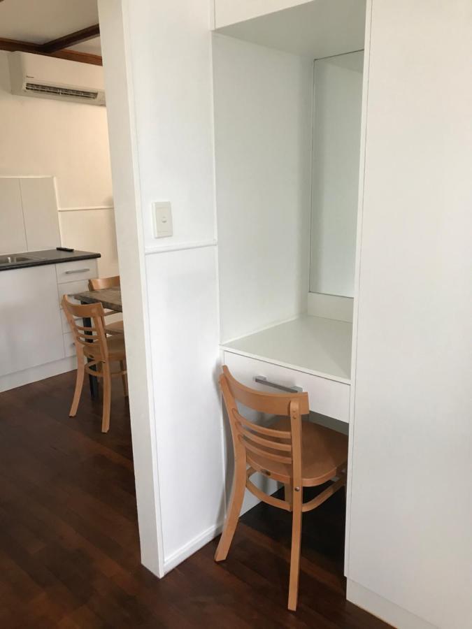 Ocean Breeze Units Apartamento Bowen Exterior foto